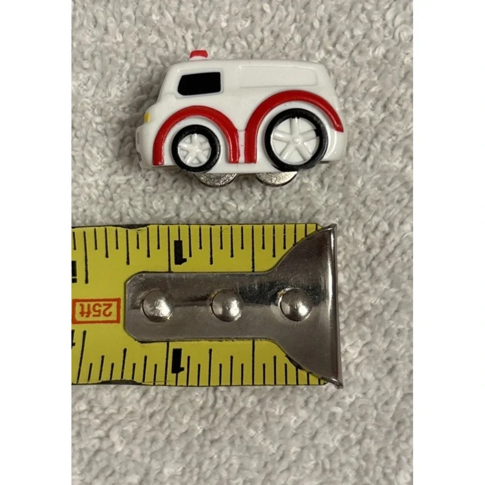 Yezi toy shown